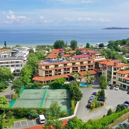 리조트 Laguna & 소조폴