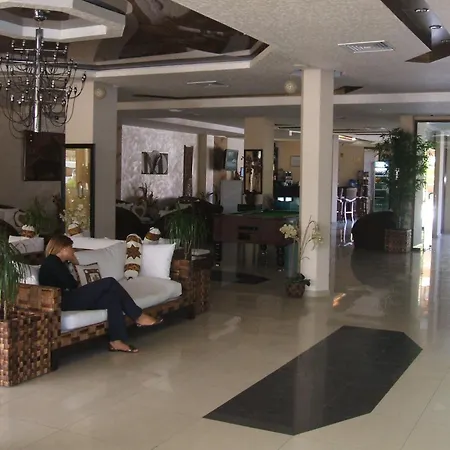 Laguna & Resort 4*