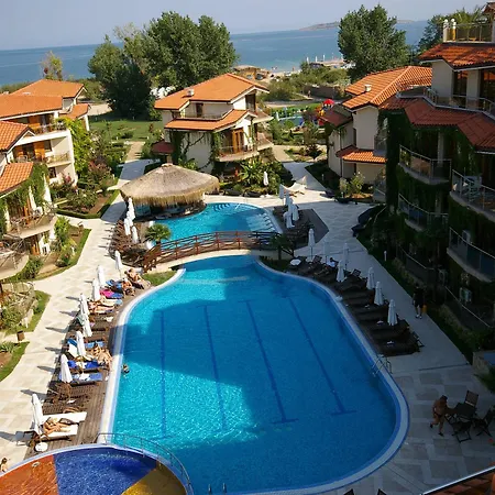 Resort Laguna &