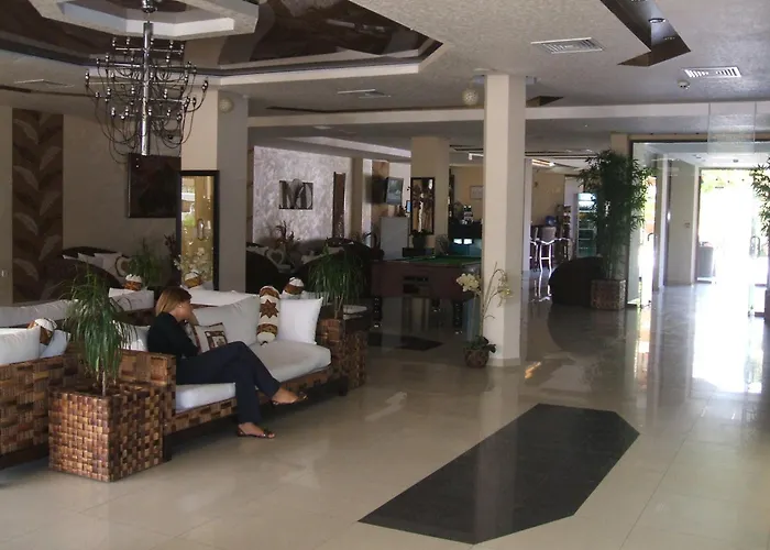Laguna & Resort 4*