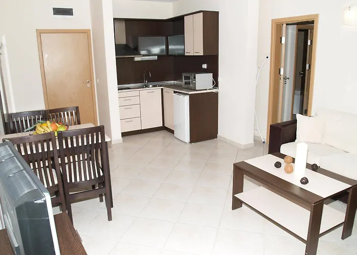 Laguna & Resort 4*