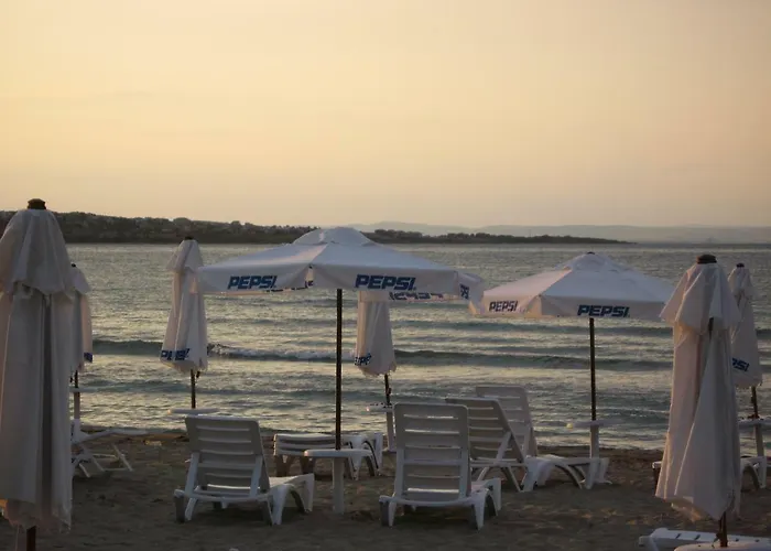 Laguna & Resort 4*