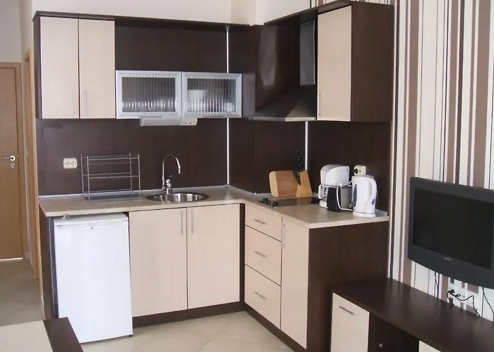 拉古娜岛海滩度假酒店及水疗中心 4*