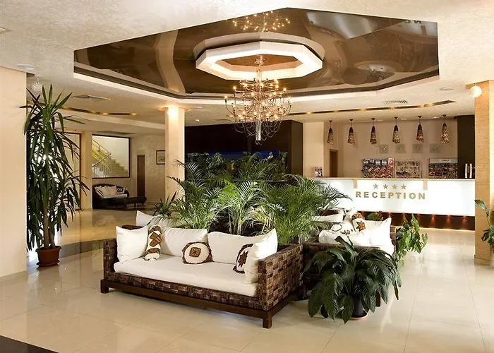 Laguna & Resort
